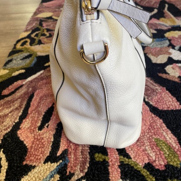 Tory Burch 'Medium Bombe T' Satchel in Soft White - Picture 8 of 12